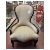 ANTIQUE VICTORIAN ERA PARLOR CHAIR