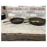 (2 PCS) VINTAGE CAST IRON SKILLETS - 1 LODGE 10"