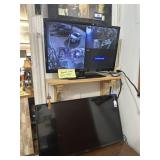 (2 PCS) MONITORS - 1 INSIGNIA, 32" & SCEPTRE, 24"