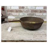 VINTAGE 14" OPEN FIRE FOOTED CAST IRON FRYER