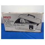 Nesco 12-Quart Roaster Oven
