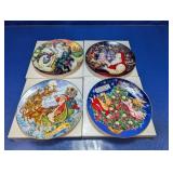 (4)22k Gold Trim Christmas Plates Collectibles