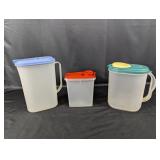 (3)Tupperware & Sterilite Pitcher Set