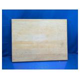 (1) Large Wooden Cutting Board