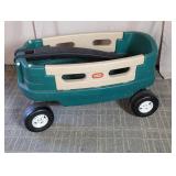 (1) Little Tikes Green Wagon