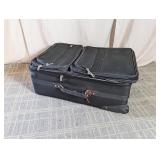 American Airlines Large Expandable Suitcase