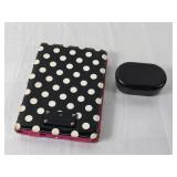 (2) Apple iPad & True Wireless Earbuds
