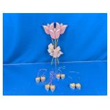 (7) Wooden Floral and Heart Decorations