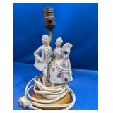 (1) Vintage Porcelain Figurine Table Lamp
