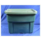 Rubbermaid Roughneck Storage Tote/Trash Can w/Lid