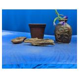 (4) Assorted Decorative Items