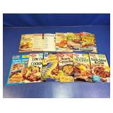 (12) Collection of Vintage Cookbooklet Lot