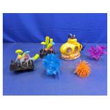 (6) Collection Aquarium Decorations