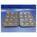 (2) Vintage Shell-Shaped Baking Molds
