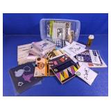 (1) Halloween Paper & Craft Supplies Lot