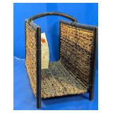 (1) Woven Magazine Rack
