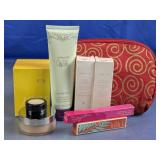 Mary Kay Womenï¿½s Beauty & Fragrance Lot with Bag