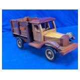 Wooden Vintage Style Pickup Truck Decor