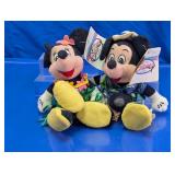 Disney Tourist Mickey Hula Minnie Plush Set