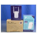 Wi-Fi Extender & Smart Plug