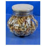 Glass Jar w/ Lid & Tri-Color Rotini Pasta