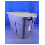 Rubbermaid 18 Gallon Storage Tote w/ Lid