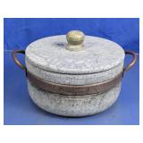 Naturstone Stoneware Pot With Lid