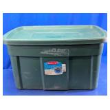 Rubbermaid Roughneck 31-Gallon Storage Tote