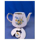 Vintage Ceramic Teapot w/ Broken Lid