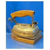 Vintage Corona Japanese Electric Iron w/Base