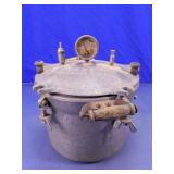 National Pressure Cooker with Gauge