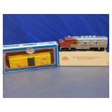 Model Power Train Car And Locomotive