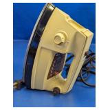 Proctor-Silex Lightweight Steam Iron Model I1302
