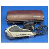 Norelco Rotatract Razor With Case & Charger