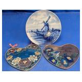 Windmill Plate & Heart Wall Plaques