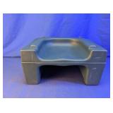 Carlisle Commercial Plastic Booster Seat