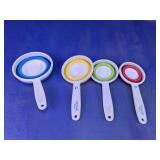 Collapsible Measuring Cup Set