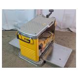 DEWALT Heavy Duty Benchtop Thickness Planer
