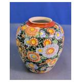 Vintage Japanese Porcelain Thousand Flowers Vase