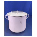 White Enamel Stock Pot With Lid