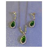 Green Teardrop Necklace and Earrings Set
