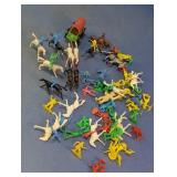 Vtg Plastic Western Cowboys Indians Toy Figures