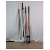 Long-Handled Post Hole Digger & Garden Tools