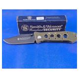Smith & Wesson Homeland Security Folding Knife