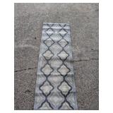 Zephyr Collection Ivory Gray Diamond Runner Rug