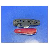 Tactical Elite & Victorinox Folding Knife Set