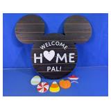 'Welcome Home Pal!' Wooden Wall Decor