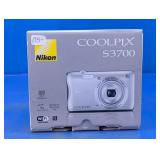 Nikon COOLPIX S3700 Digital Camera With Box