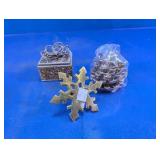 Beaded Gift Box & Snowflake Napkin Ring