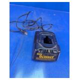 DeWALT DW9116 7.2V-18V NiCd Battery Charger